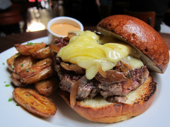 The Top 5 Best Burgers in New York City - More Than Shipping